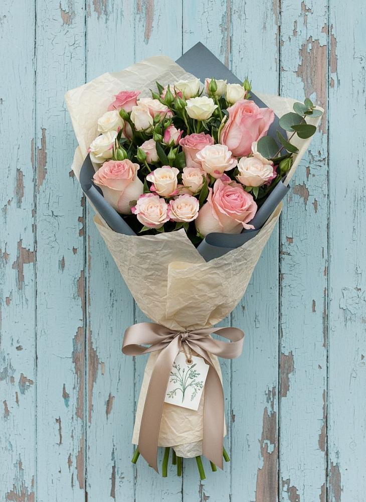 Букет цветов из: Розы в Цветочный