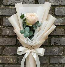 Букет цветов из:  Розы в Цветочный