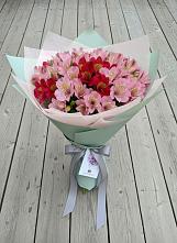 Букет цветов из:  Альстромерии в Цветочный