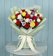 Букет цветов из:  Розы в Цветочный