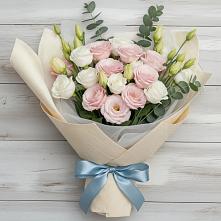 Букет цветов из:  Лизиантусы в Цветочный