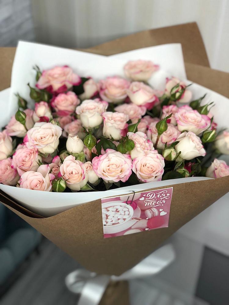 Букет цветов из: Розы в Цветочный