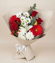 Букет цветов из:  Розы, Хризантемы, Герберы и Лилии в Цветочный