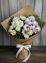 Букет цветов из:  Хризантемы и Розы в Цветочный