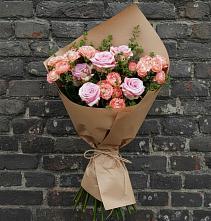 Букет цветов из:  Розы в Цветочный