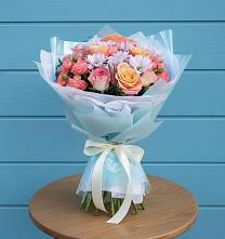 Букет цветов из:  Хризантемы и Розы в Цветочный