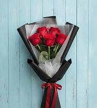 Букет цветов из:  Розы #REPLACE_PRED# Цветочный