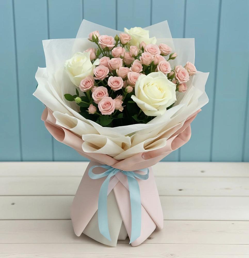 Букет цветов из: Розы в Цветочный