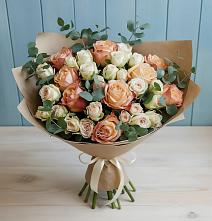 Букет цветов из:  Альстромерии и Розы #REPLACE_PRED# Цветочный