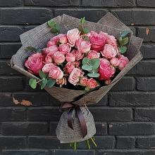 Букет цветов из:  Розы в Цветочный